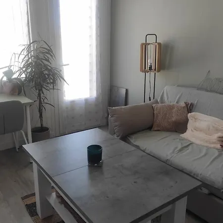 And Bright Studio In The Porte Royale Area Apartment *