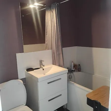 And Bright Studio In The Porte Royale Area Apartment